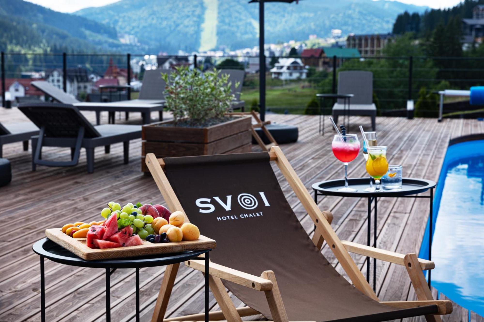 Svoi Hotel Poljanyzja Exterior foto